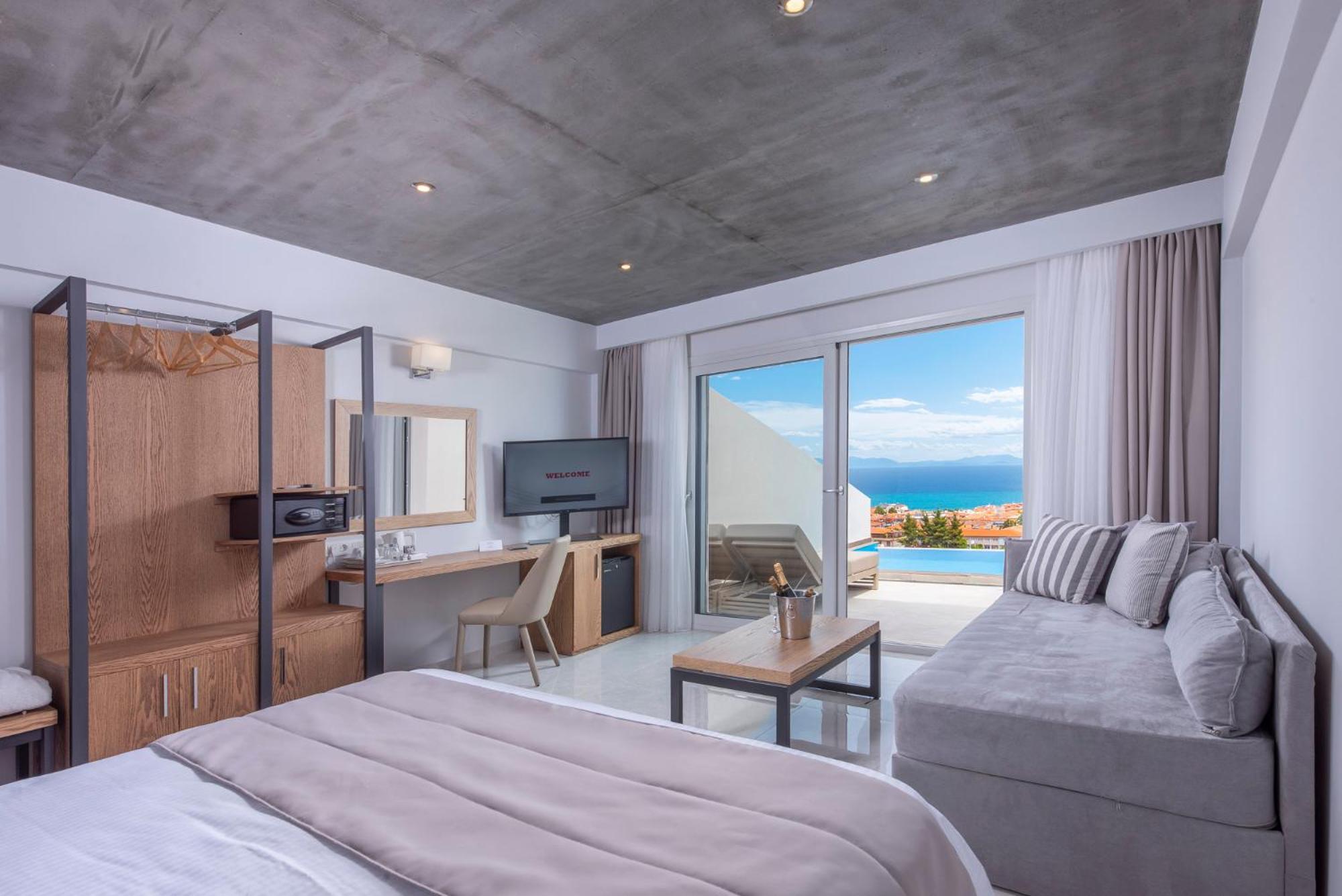 Alia Palace Hotel - Adults Only 16+ Calcídica Exterior foto Deluxe Room with Private Pool